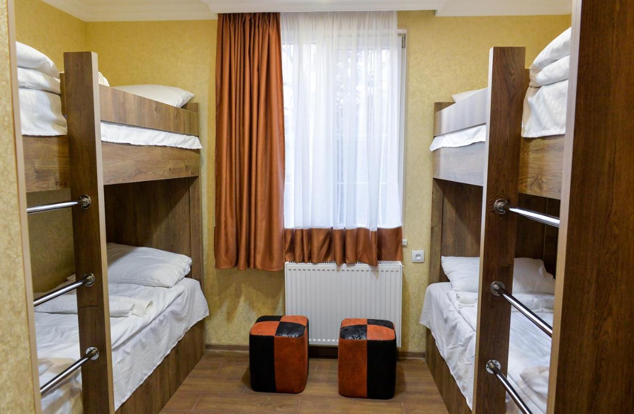 كوتايسي Hostel Look المظهر الخارجي الصورة
